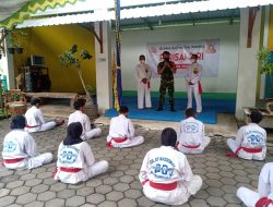 Paguron Pencak Silat Perisai Diri Diberi Pengetahuan Wawasan Kebangsaan