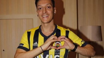 mesut ozil resmi-gabung-rans-cilegon-fc
