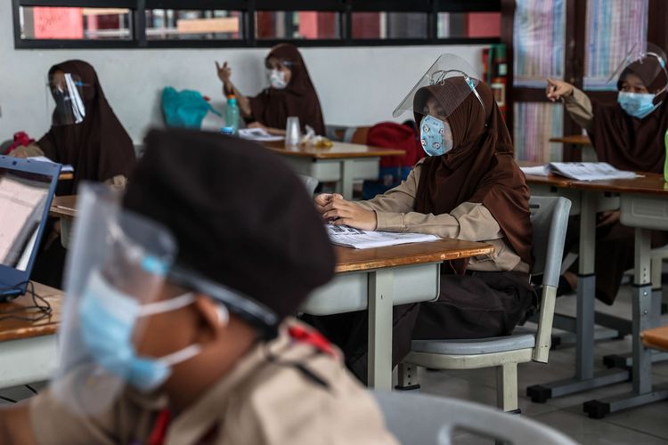 Ilustrasi PTM Terbatas di Tangsel