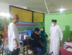 Gerebek Vaksin dan Tarawih Keliling di Tegalmunjul Purwakarta, Masyarakat Antusias Divaksin