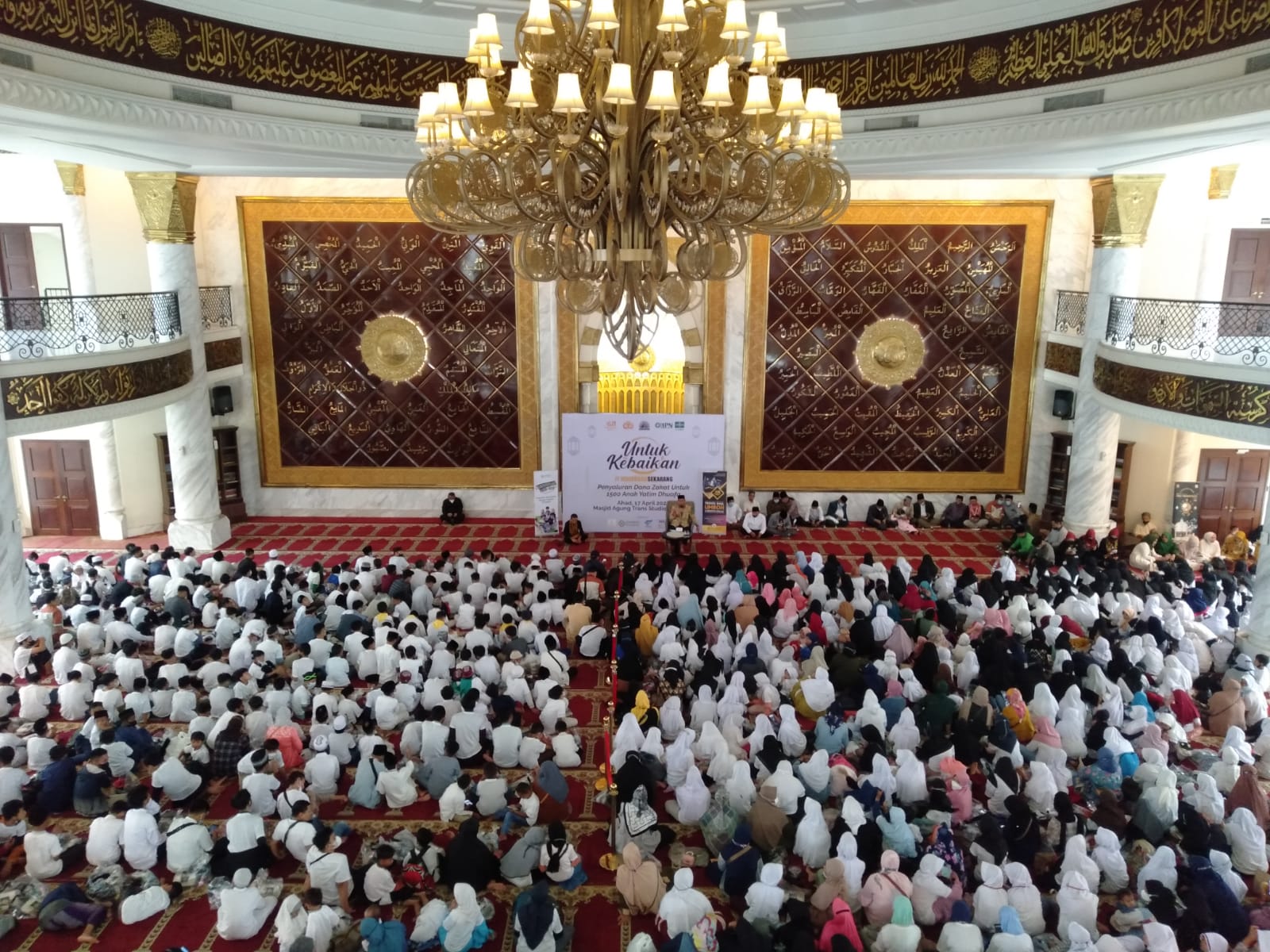 MIW: Bantu 1500 Anak Yatim dan Tebar 500 Ribu Mushaf Al-Quran