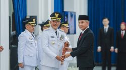 Ini Pesan Bey Kepada Bambang Tirtoyuliono Resmi Dilantik Jadi Pj Wali Kota Bandung