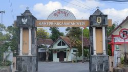 Camat dan Pendamping Desa dalam Perspektif Undang-Undang Keterbukaan Informasi Publik