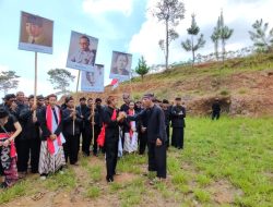 Demokrasi Mati, Teatrikal Masyarakat Pasundan Luapkan Kekecewaan dan Keprihatinan Kepada Oknum Bangsa