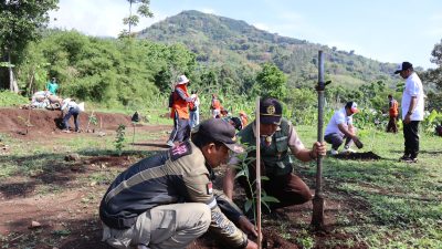 Peduli Lingkungan SAS Hospitality Gelar Aksi Tanam 1000 Pohon Bersama Lindungi Hutan