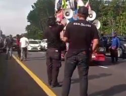 Revisi SK UMK Gubernur Jawa Barat Tidak Ada Titik Temu, Demo Buruh Tutup Jalan Tol Cipularang-Bandung