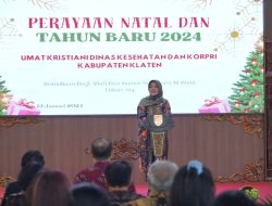 Bupati Dorong Pembangunan SDM Berbasis Rohani di Perayaan Natal dan Tahun Baru Dinkes Klaten