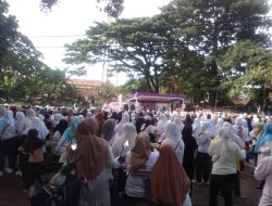 Eversti Nevalia dan Nyimas Wina Sariningsih Duet Gelar Senam Goyang Gemoy bersama Pendukung