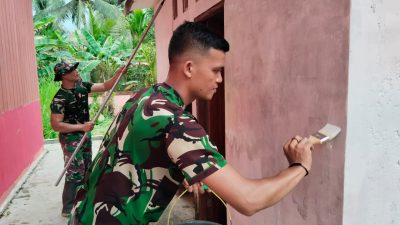 Wujud Keberadaan Satgas di Dunia Pendidikan, Satgas Yonif 122/TS perbaiki Fasilitas kamar mandi Sekolah Negeri Mosso