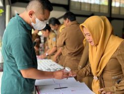 Tanpa Kabar, Sejumlah Kepala Sekolah berkumpul di Tes Urine