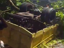 Truk Nopol D 8951 BY Pengangkut Paving Blok Membawa Maut 1 Korban Meninggal Dunia
