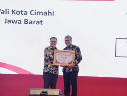 Penghargaan Penyelenggaraan Kampung Keluarga Terbaik Diraih Oleh Pemkot Cimahi