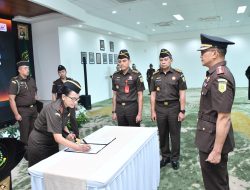 di Aula R.Soeprapto Kejati Jabar Lantik Kajari Kab. Bandung