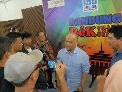 Ilham Habibie Bacalon Gubernur Jabar Praktik ‘Banting Setir’ di D’ Botanica Mall