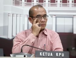 Hasyim Asy’ari dipecat DKPP akibat membina hubungan Romantis dengan Petugas Pemilu Luar Negeri
