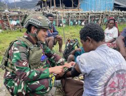 Komitmen Satgas Yonif 323 Buaya Putih untuk Sehatkan Masyarakat Papua