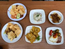 Adhigana Resto: menu andalannya Nasi Goreng Premium yang ramah kantong