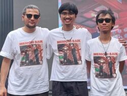 Berawal dari Adam dan Sakti yang memiliki band bernama “W.H.Y Gank”