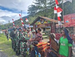 Kabar Gembira, Satgas Yonif 641/Bru Bagikan Beras Gratis, Wujud Tulus Melayani Pada Masyarakat Papua