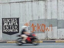 Makna Graffiti “Adili Jokowi” yang marak di berbagai kota Indonesia