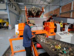 Hari Peduli Sampah Nasional 2025, Bersih-bersih Pasar dan Pengiriman Perdana RDF ke Industri Semen