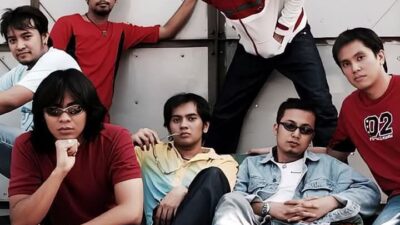 Element Band terbentuk berisikan teman-teman sesama model Aneka yess