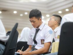 bersama Kesbangpol Kota Bandung: 300 Siswa Ikuti Pendidikan Politik 