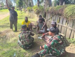 Interaksi Langsung Dengan Masyarakat, Satgas Yonif 641/Bru Laksanakan Anjangsana Ke Kampung Bolakme