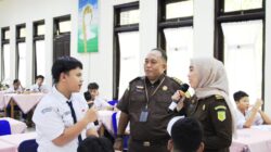 Kejari Depok Gencarkan Edukasi Anti Narkoba Lewat Program JMS Kepada Pelajar SMPN
