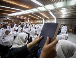 Farhan Lantik 183 Kepala Sekolah: Jangan Sekadar Jadi Penonton Zaman