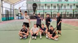 Jalin Kekompakan dan Jaga Kebugaran, JBN : Rutin Berlatih Tenis di Lapangan Kodiklat TNI AD Bandung