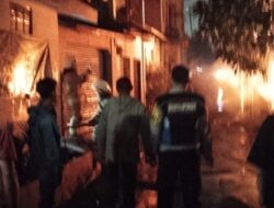 Kebakaran di Gg. Umyati, Kujangsari: Dinas Pemadam Kota Bandung Bergerak Cepat