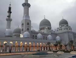 Presiden dan Masjid: Rekam Jejak Kepemimpinan dalam Membangun Tempat Ibadah