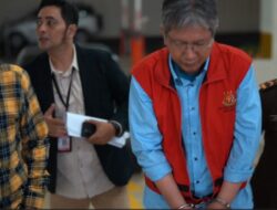 Penetapan dan Penahanan Tiga Tersangka Korupsi Kredit BPR Karya Remaja Indramayu Senilai Rp139 Miliar