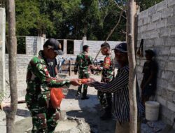 Satgas Pamtas RI-RDTL Pos Aplal Laksanakan Karya Bakti Bangun Rumah Ibadah
