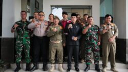 Erwin Desak Satpol PP Bandung Tingkatkan Disiplin, Profesionalisme, dan Pendekatan Humanis