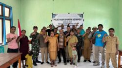 Pelatihan Pupuk Kompos oleh Satgas Pamtas RI-RDTL di Desa Nilulat
