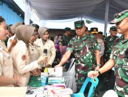 Panglima TNI Tinjau Bakti Kesehatan saat Panen Raya Padi Kodam I/BB di Deli Serdang