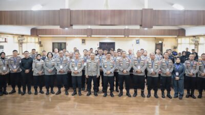 Seluruh Bhabinkamtibmas dan Unit Patroli Samapta di Jabar Dibekali Kemampuan Menulis Berita Layaknya Jurnalis Profesional