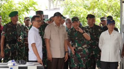 Danrem 051/Wkt Dampingi Menhan RI Kunjungan Kerja di Yonif TP 843/PYV