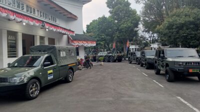 Kodim 0618/Kota Bandung Perketat Kesiapsiagaan, Kendaraan Taktis TNI Siaga di Makodim