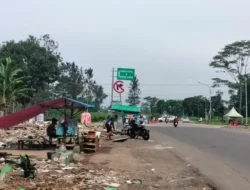 Satpol PP Jabar Intensifkan Penertiban PKL dan Bangunan Liar di Kawasan Cagak Subang