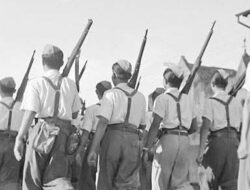 Ketika Santri “Belok” Kiri: Kisah Seorang Santri Pendukung Bung Karno yang Berakhir di Pulau Buru