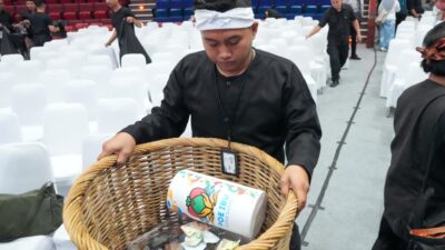 KDM Luncurkan Gerakan Rereongan Poe Ibu