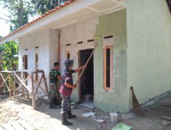 Satgas TMMD ke-126 Kodim 0601/Pandeglang Lanjutkan Pekerjaan Perehaban Rumah Tidak Layak Huni (RTLH)