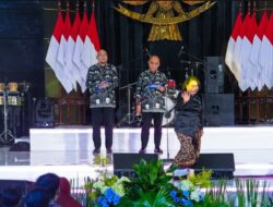 Josephine Satu Satunya Wanita  Legislator  Jakarta Komisi C Raih Dewan Kinerja Terbaik BK Award 2025