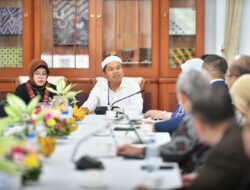 KDM Ambil Langkah Ekstrem: Moratorium Hunian Rawan Banjir dan Evaluasi Total Pajak Tambang Jabar