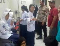 Tragedi Makan Siang di SMAN 1 Cisayong: Kado Pahit dari Program yang Belum Matang
