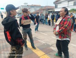 Gelar Aksi di PT Didi Max Berjangka – Bandung, Aliansi Mahasiswa Jabar Bersatu Gugat Dugaan Penipuan Rp. 2 Miliar