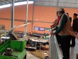 Optimalkan Tata Kelola Sampah, Komisi III DPRD Cimahi Tinjau Langsung TPST Sentiong